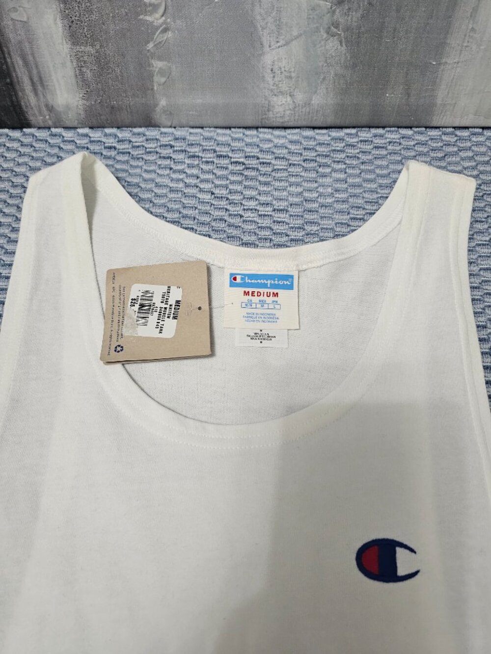 NWT Champion Men's Heritage Muscle Tank - White Size Medium - Picture 4 of 7